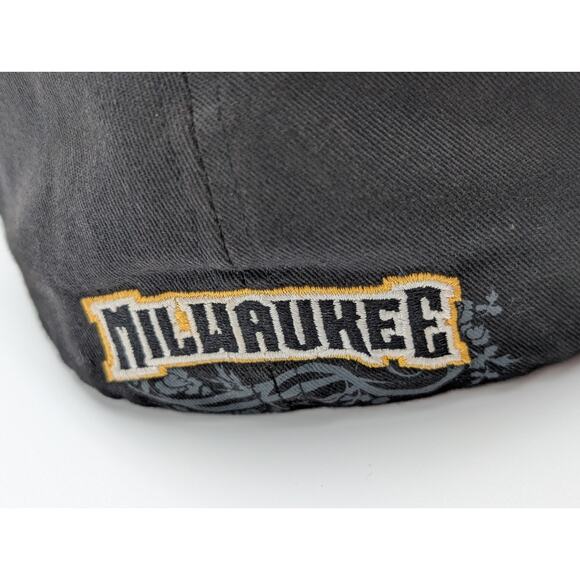 Milwaukee Brewers 2-Tone Cooperstown Collection American Needle Cap/Hat - Picture 5 of 7
